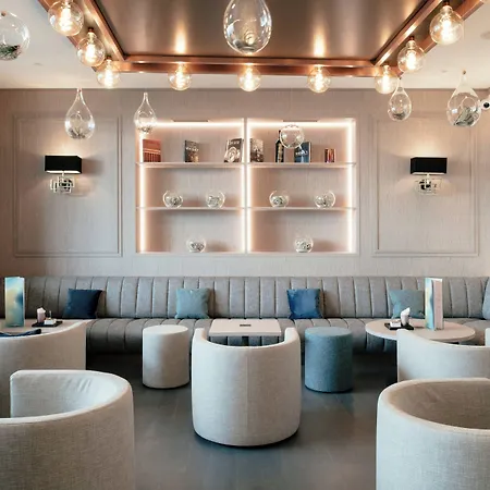 Hotel Grand Suisse Majestic, Autograph Collection Montreux