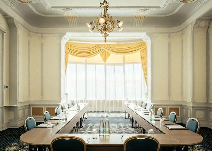 Grand Suisse Majestic, Autograph Collection Hotel 4*