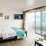 Grand Suisse Majestic, Autograph Collection 4* مونترو