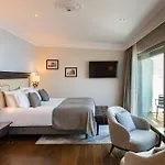 Grand Suisse Majestic, Autograph Collection فندق مونترو