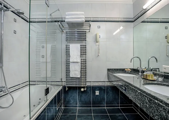 Hotell Grand Suisse Majestic, Autograph Collection 4*